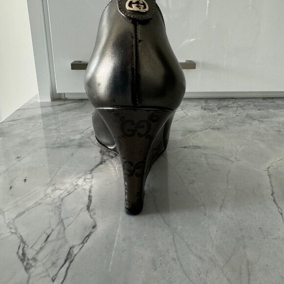 Gucci platinum wedges vintage size 6+ with Box, dusters and booklet Full Set - Picture 14 of 16